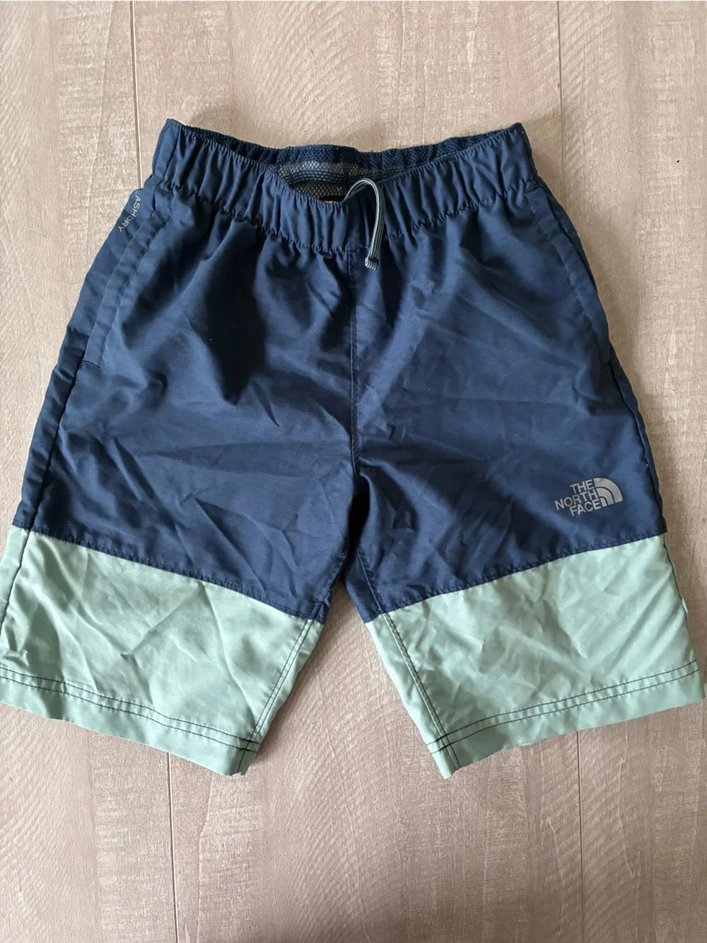 The North Face Men’s Navy and Mint Two-Tone Athletic Shorts